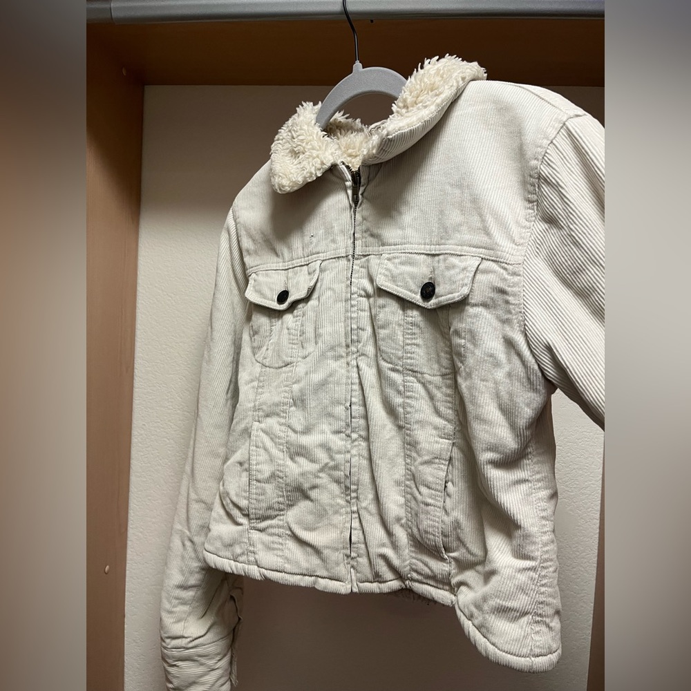 SF415 Corduroy White Jacket With fur Collar